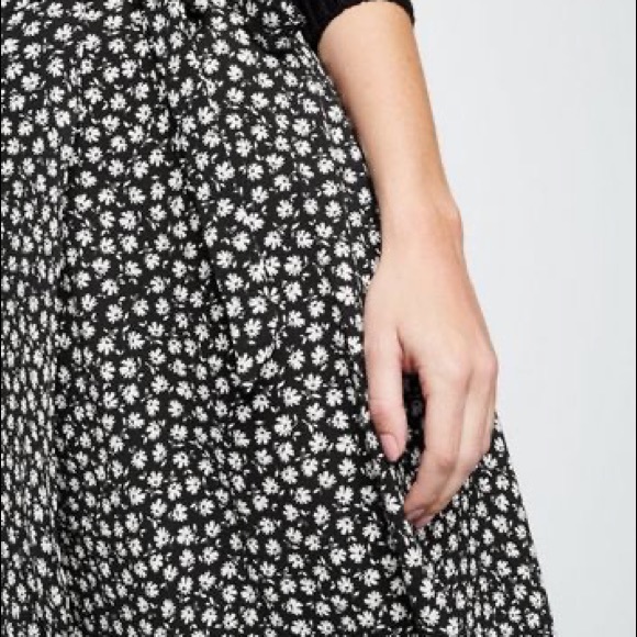 Floral Wrap Midi Skirt - Picture 3 of 8